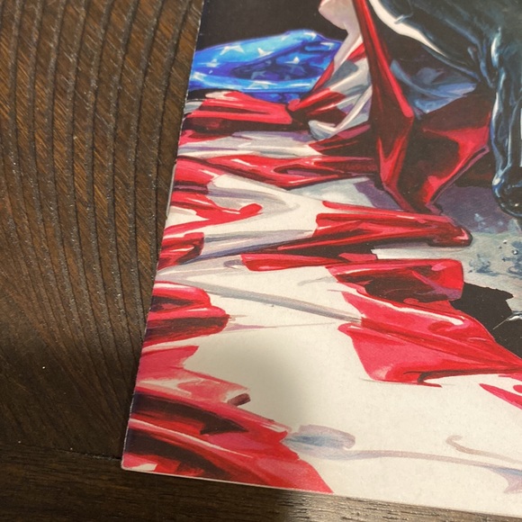 Venom #27 Crain Secret Dark Virgin Variant. - Picture 3 of 4